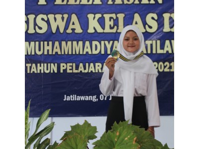 Ananda Desta Afifah (2)