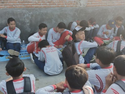 piknik ditepi sawah