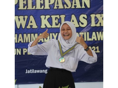 Hanifah Yolanda Zhaery (2)