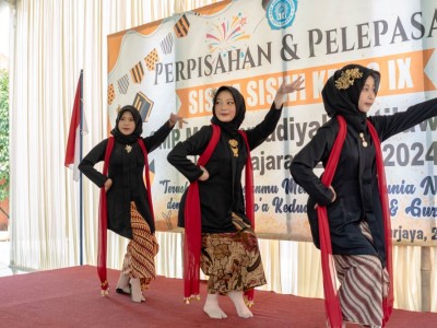 Hiburan Tari Gemes 